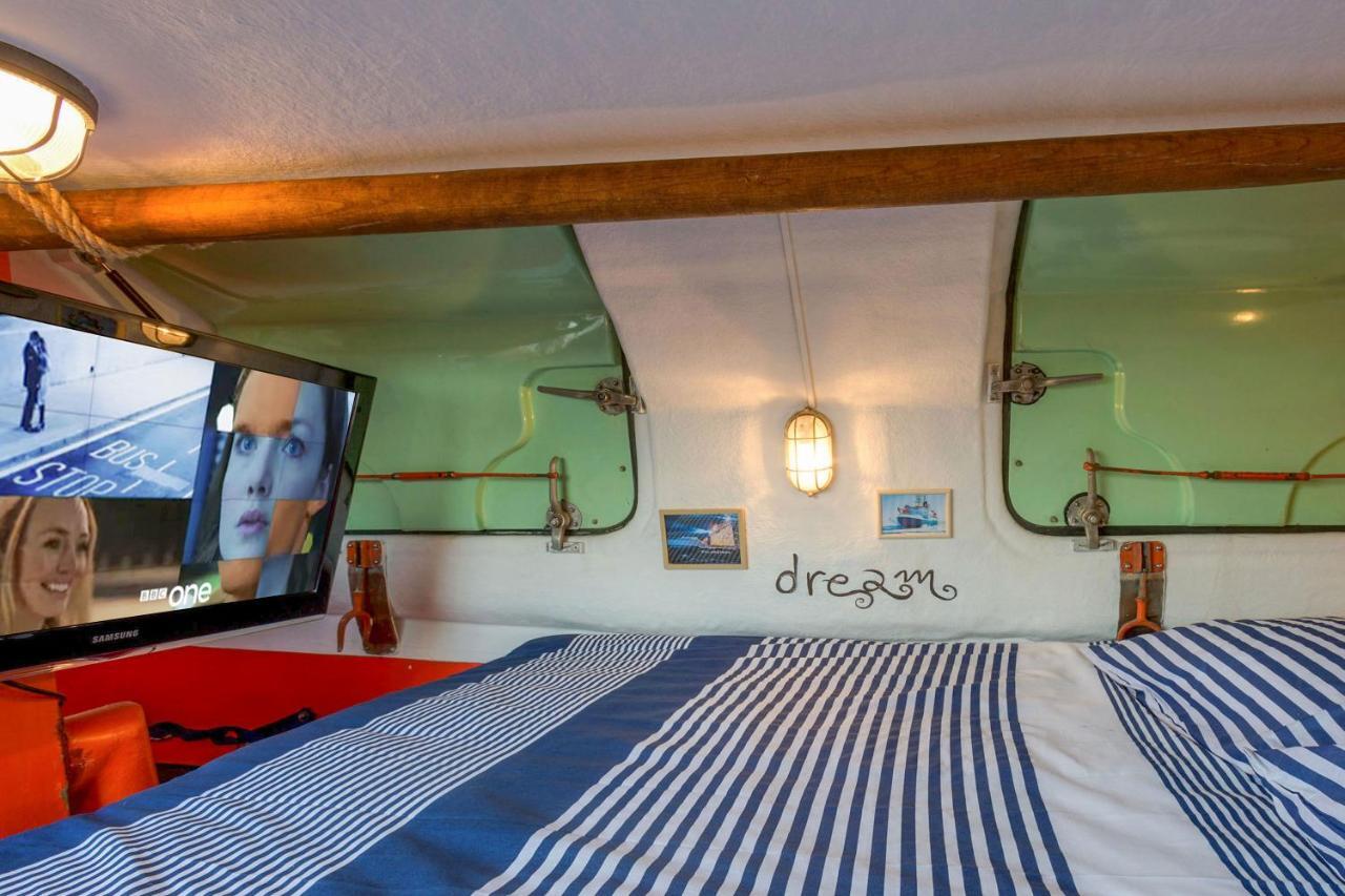 Polarstern - Unique Boatstay! Monnickendam Eksteriør bilde