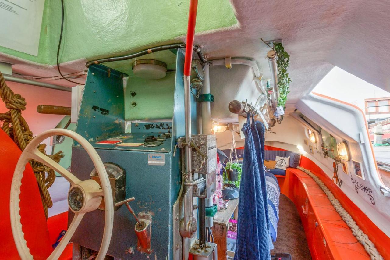 Polarstern - Unique Boatstay! Monnickendam Eksteriør bilde